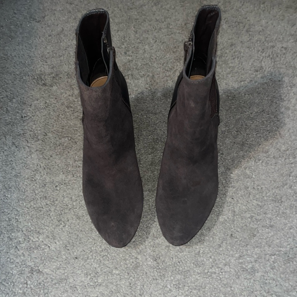 Donald Pliner Esra Brown Suede Boots Size 7